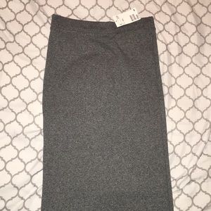SALE: Grey pencil skirt
